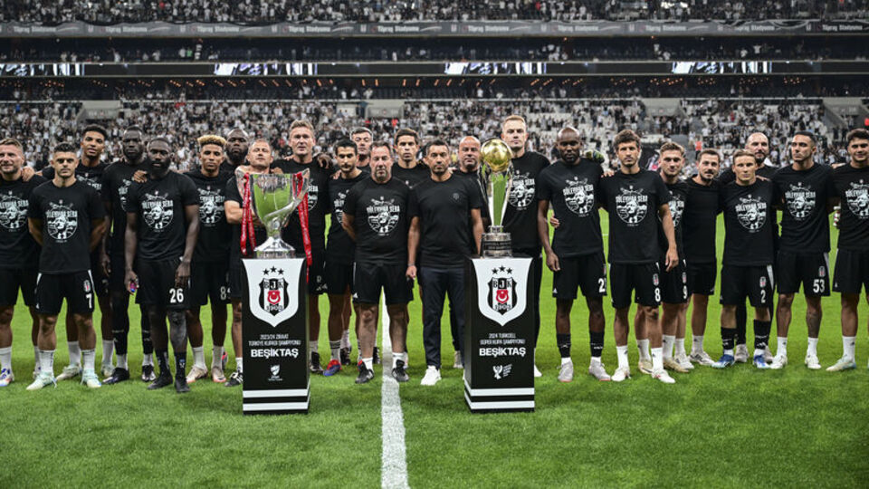 Çifte kupalı gövde gösterisi!