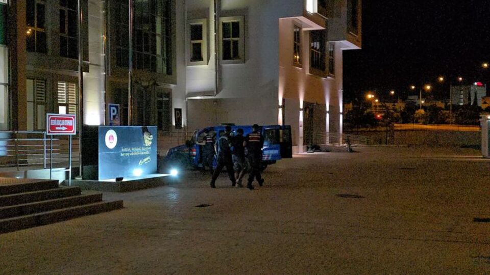 Yanmış otomobildeki cansız beden olayında bir kişi tutuklandı