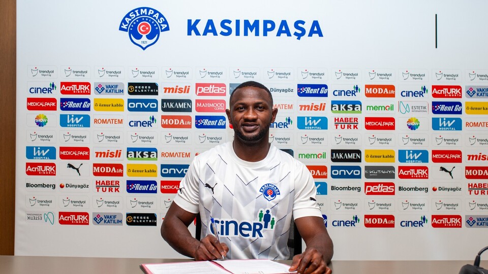 Kasımpaşa Opoku'yu kadrosuna kattı