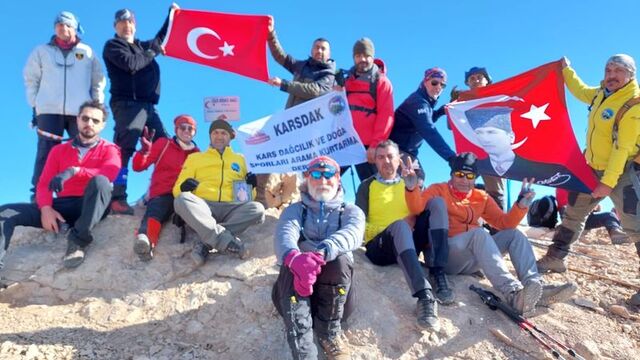 Karslı dağcılar, Cilo Dağı'na tırmandı
