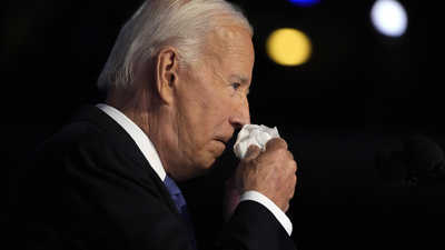 Biden ağlayarak bıraktı