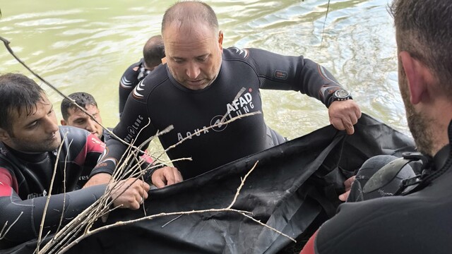 Balık tutmaya gittiği nehirde can verdi