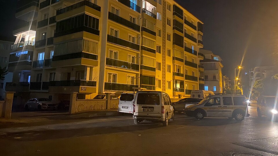 Alacak kavgasında kan döküldü