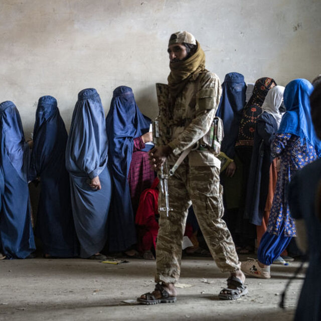 Taliban'dan kadınlara yeni yasaklar