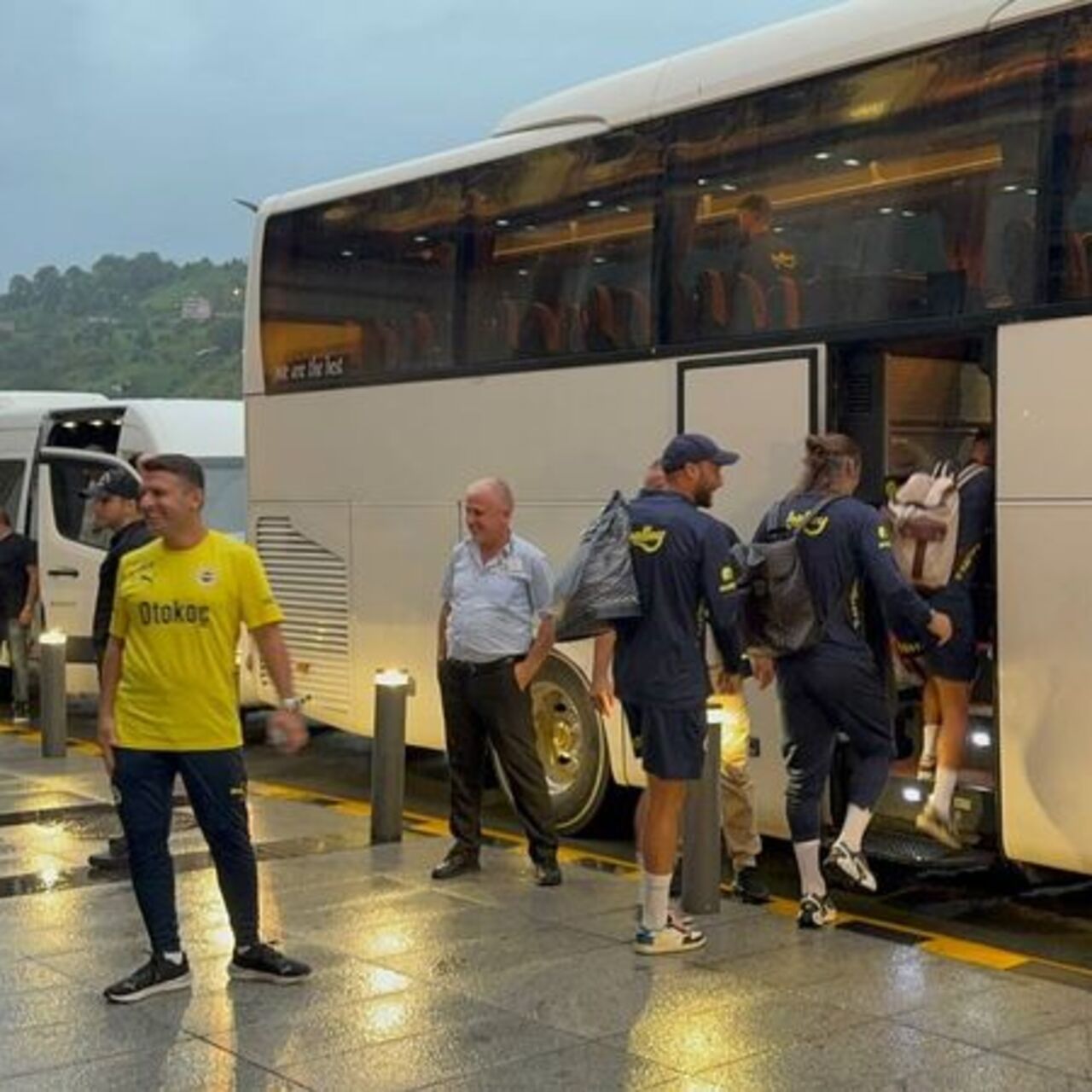 Fenerbahçe, Rize’ye geldi