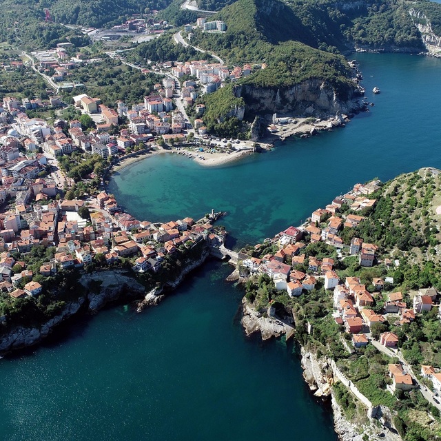 Akdeniz ve Ege'yi geride bıraktı: 6 bin 600 nüfuslu ilçe 1,5 milyon turisti ağırladı