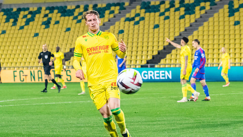 Beşiktaş'tan sol beke sürpriz aday!