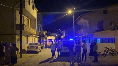 Baba, kızını boğarak öldürdü! Cansız bedenini annesi buldu