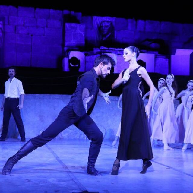 2200 yıllık Laodikya’da bale gösterisi