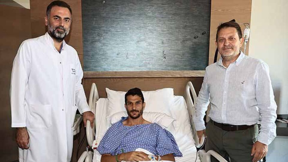 Necip Uysal, ameliyat oldu!