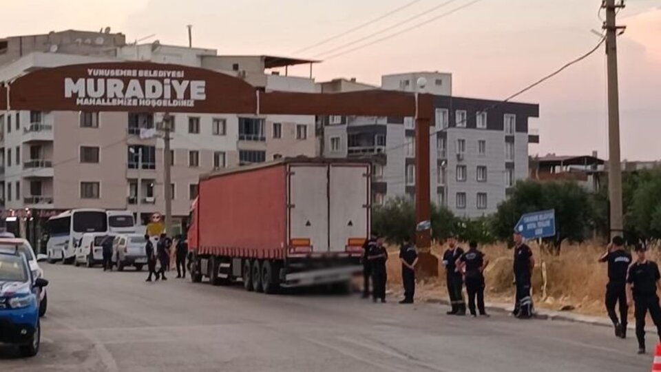 Manisa'da feci kaza: 1 ölü, 1 ağır yaralı