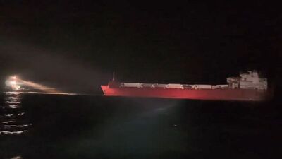 Balıkesir'de arızalanan feribot Ambarlı Limanı'na çekiliyor