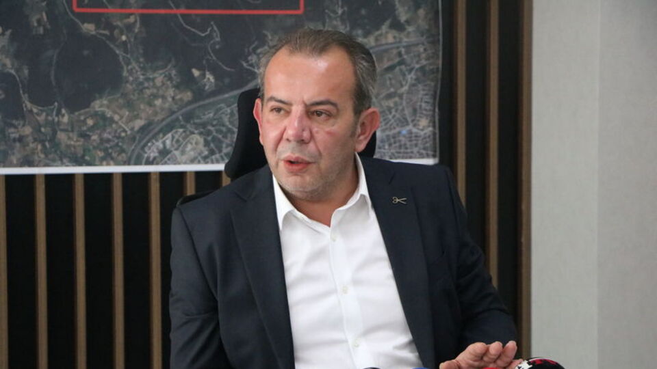 CHP'li Tanju Özcan'a kınama cezası