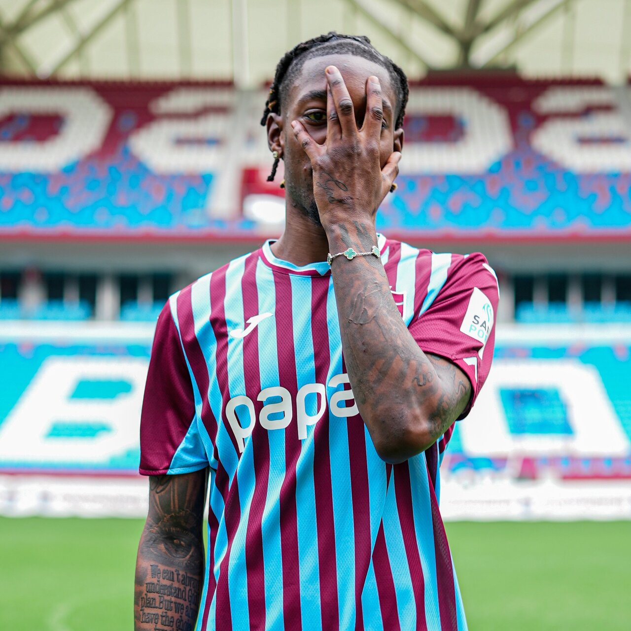 Trabzonspor transferi duyurdu