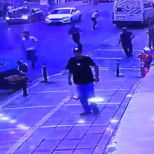 Esenyurt'ta polise bıçaklı saldırı