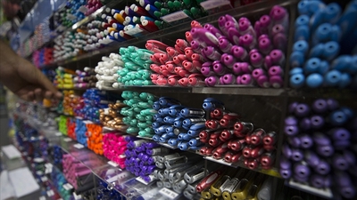 Okul ürünleri tanıtımlarına takip