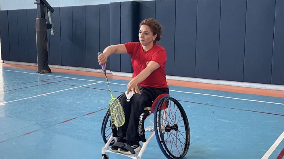 Emine Seçkin, ilk maçta mağlup!