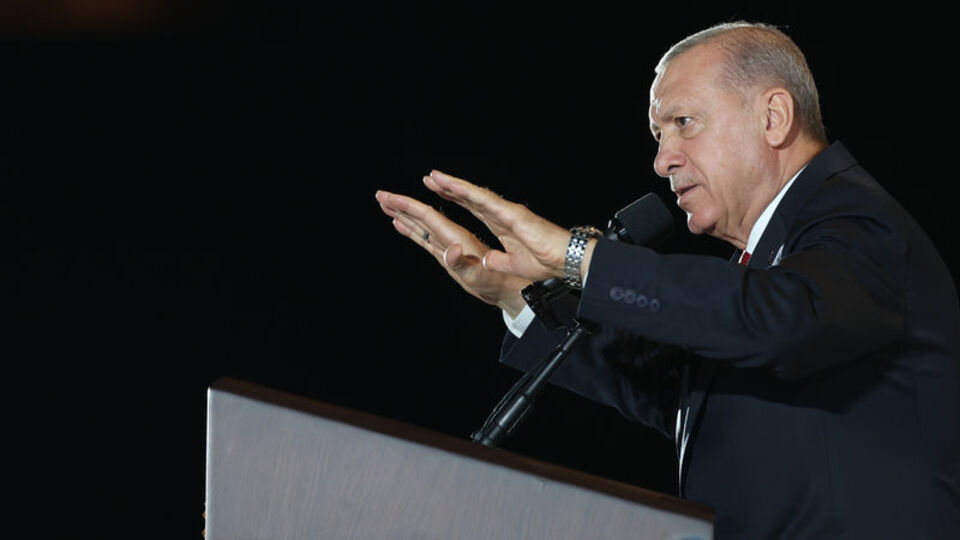 Karabağ Savaşı şehitlerinin aileleriyle görüştü