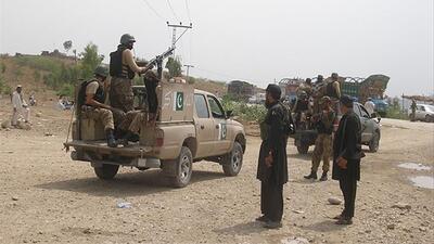 Pakistan'da 37 militan öldürüldü