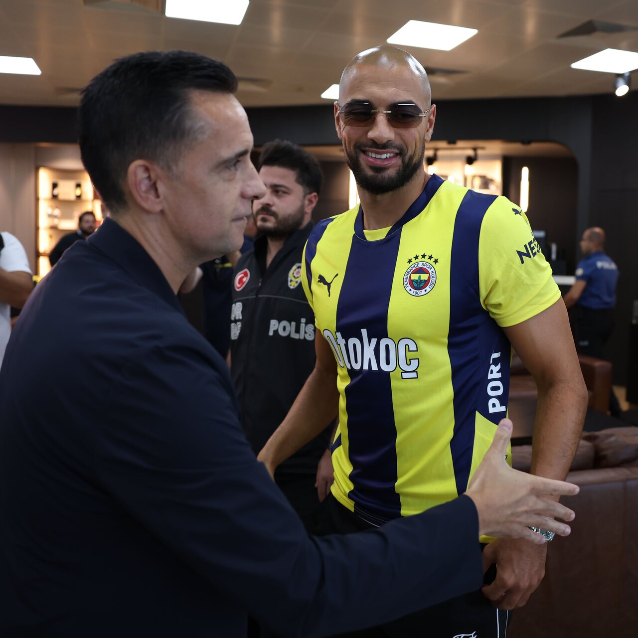 Fenerbahçe, Sofyan Amrabat'ı açıkladı