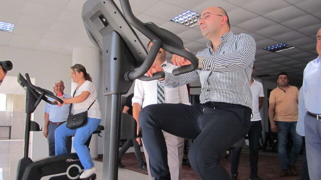 Belediyenin spor salonu açıldı