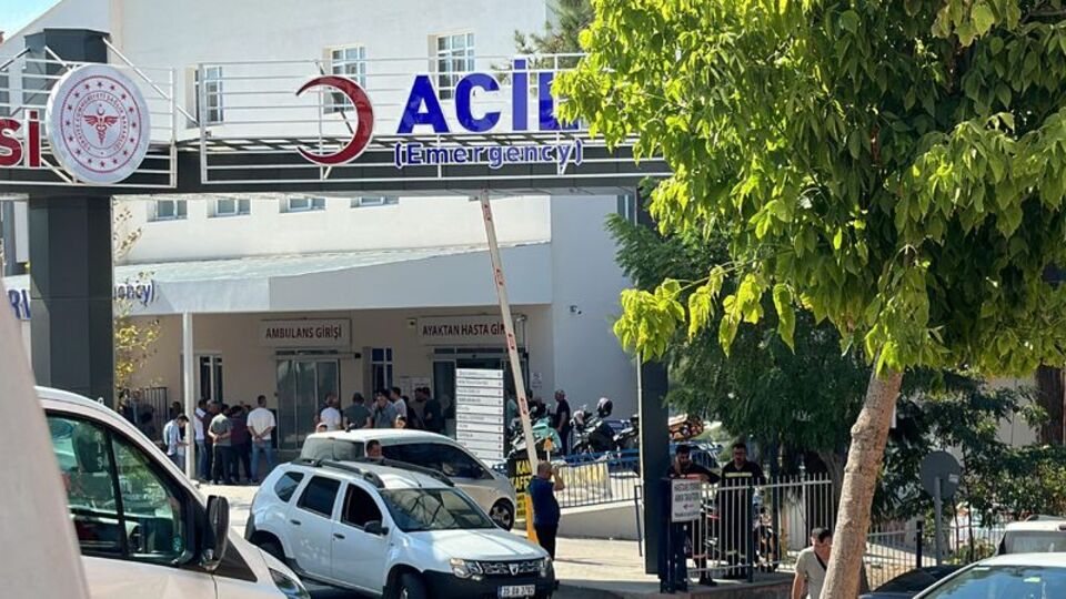 İşçiler zehirlendi: 1 ölü, 3 yaralı