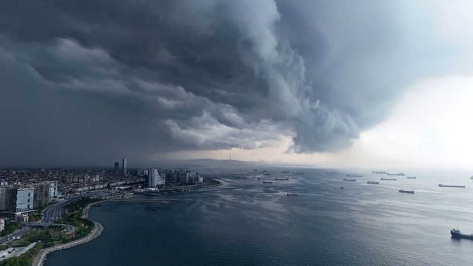 Türkiye'nin yarısı yağmurlu! Meteoroloji'den bazı kentler için uyarı