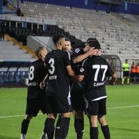 Erzurumspor, üç puanı üç golle aldı!