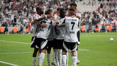 Kara Kartal yüksek uçuşta!