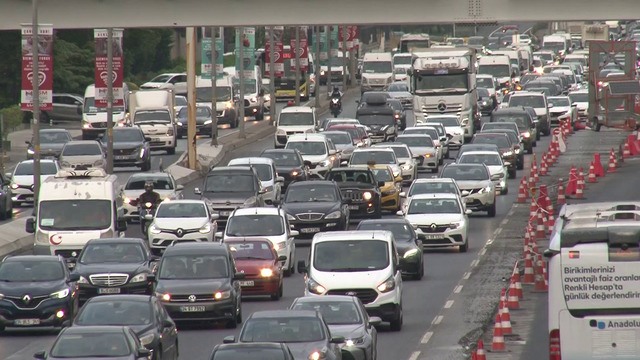 İstanbul'da uyum haftası trafiği