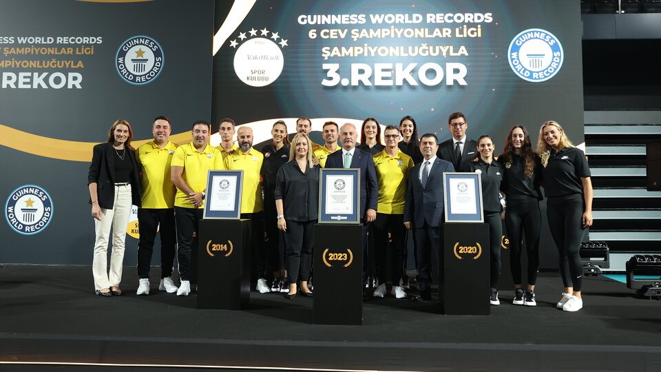 VakıfBank bir kez daha rekorlar kitabında!