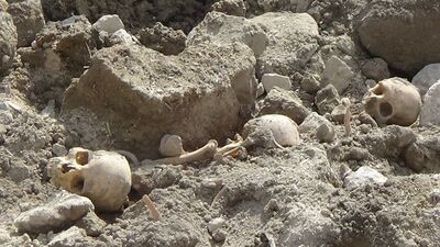 Yıkım çalışmasında insan kemikleri bulundu!