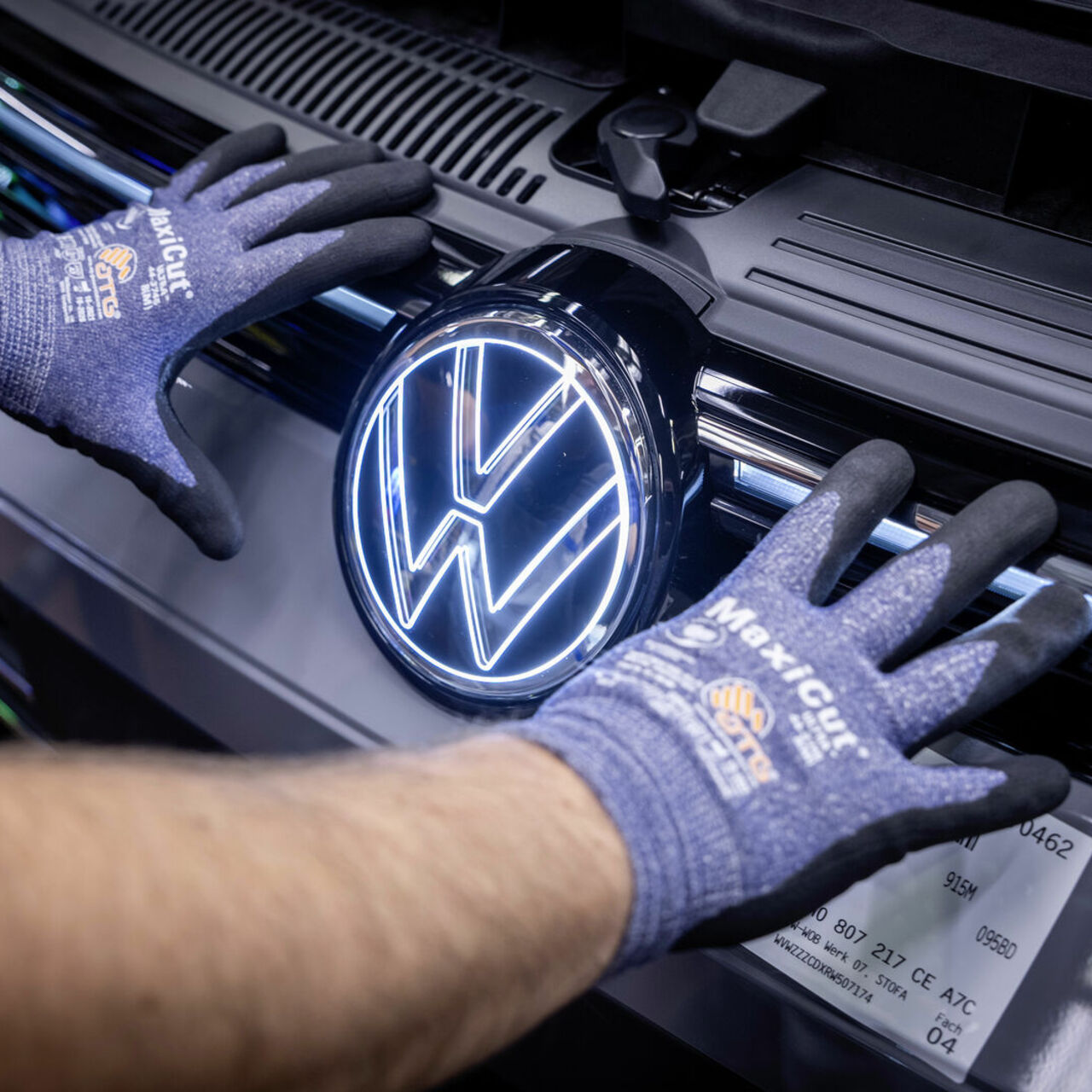 Volkswagen tarihinde ilk kez Almanya'da fabrika kapatabilir