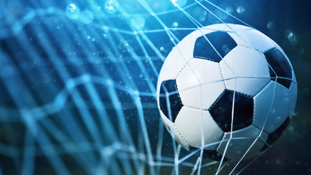 8 mi sol bek mi hangisi transfer edilmeli?