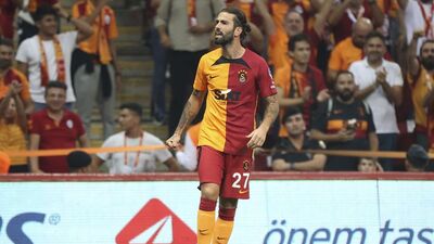 Galatasaray'da ayrılık!