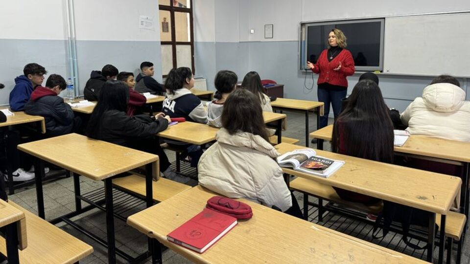 İstanbul Valiliği'nden okul saatleri açıklaması