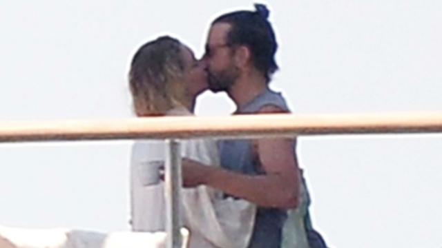 250 milyon dolarlık yatta aşk