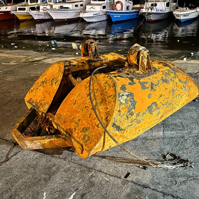 Arnavutköy'de korku uyandıran cisim