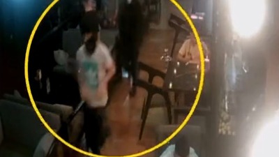 Kafede kurşun yağmuru!