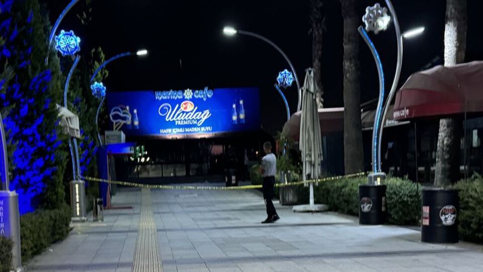 Kafede silahlı kavga: 1 ölü, 1 ağır yaralı