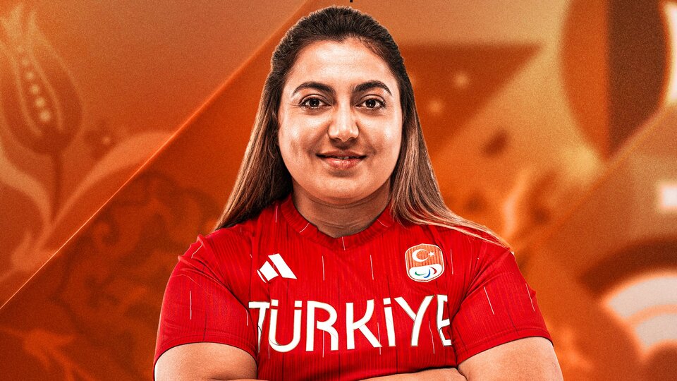 Sibel Çam'dan bronz madalya