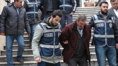 Gölete attılar, 2 saat sonra ölmeyince ayaklarına taş bağladılar!