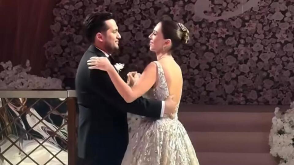 Ünlü yapımcının kızı evlendi