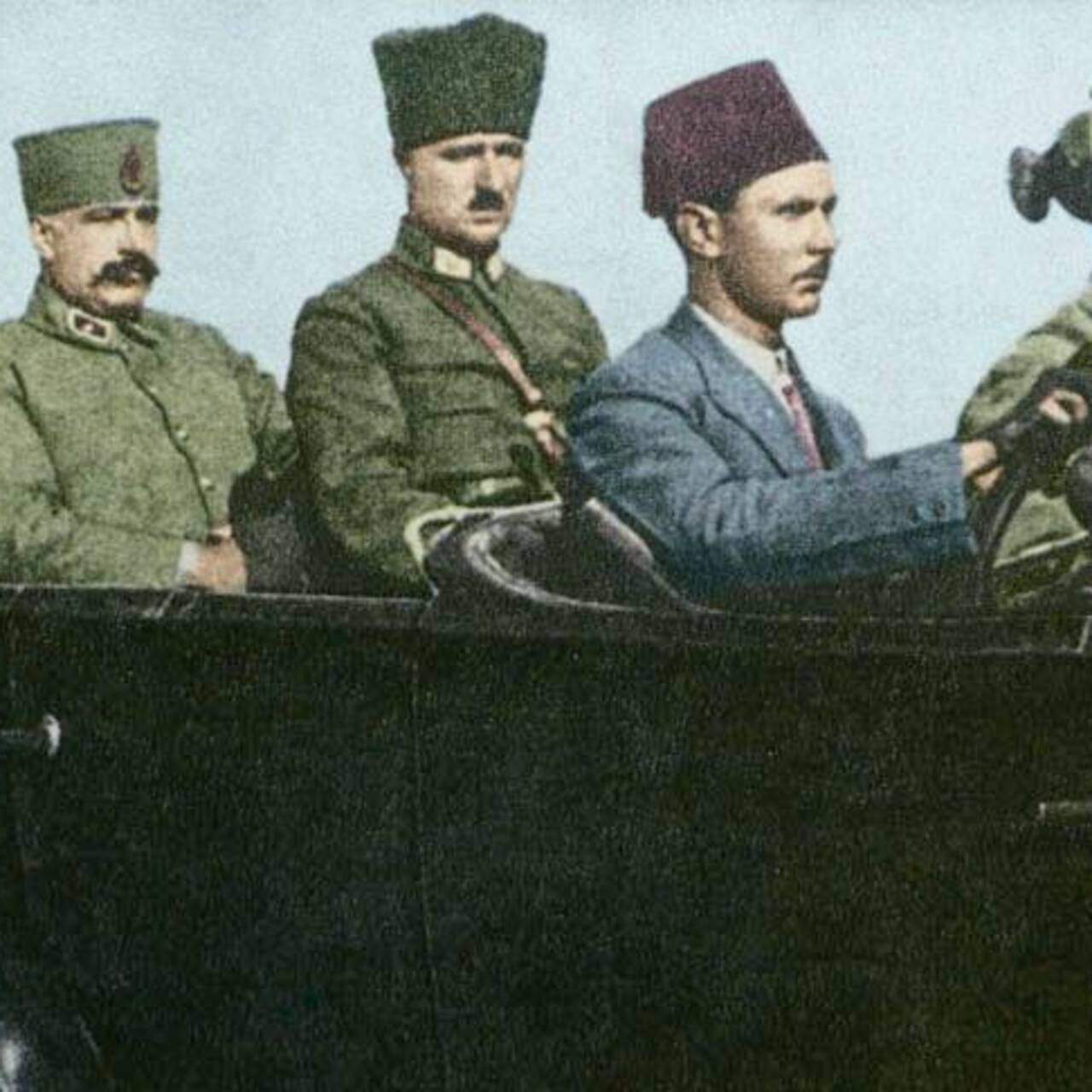 Atatürk'ü İzmir'e dedesi götürdü