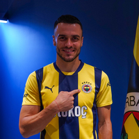  Fenerbahçe transferi açıkladı!