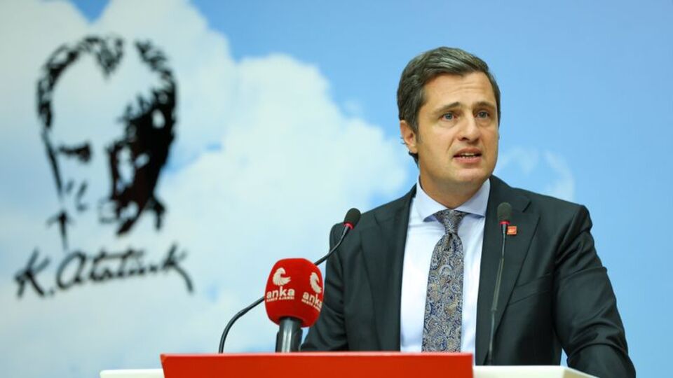 CHP Sözcüsü: Gencecik teğmenleri gündelik siyasetin içine çekmek vicdansızlıktır