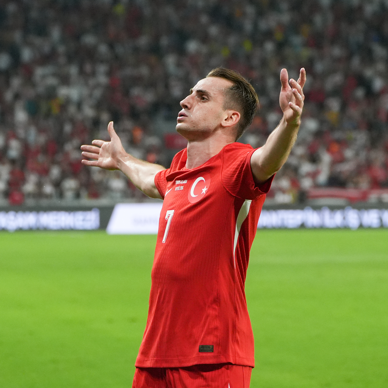 Kerem'den milli takımda ilk hat-trick!