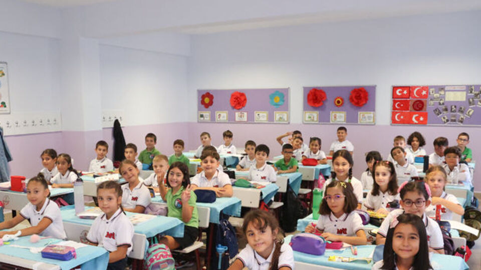 Okul döneminde 'influenza'ya karşı aşı uyarısı