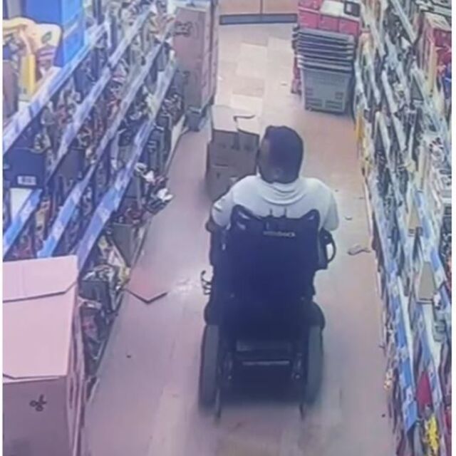 Engelli taklidi yapan hırsız kamerada