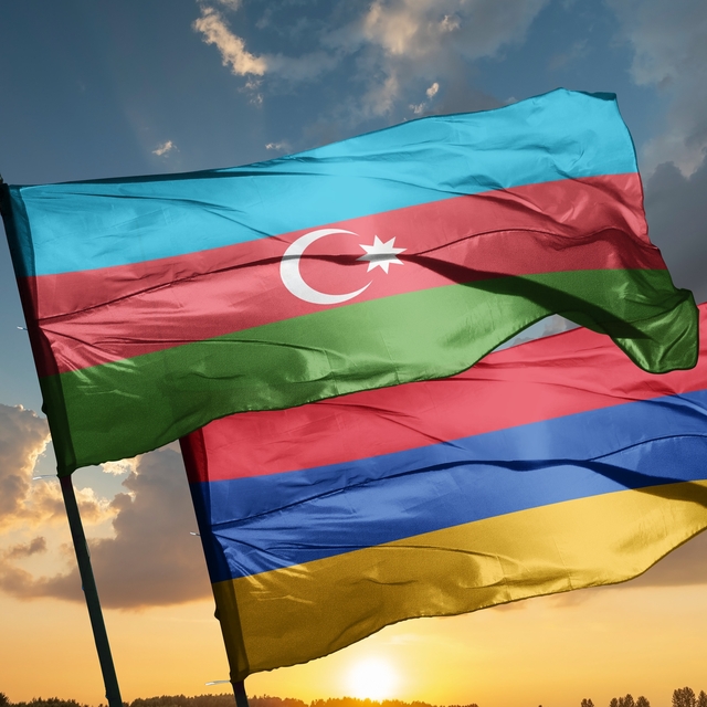 Bakü'den Erivan'a kritik çağrı